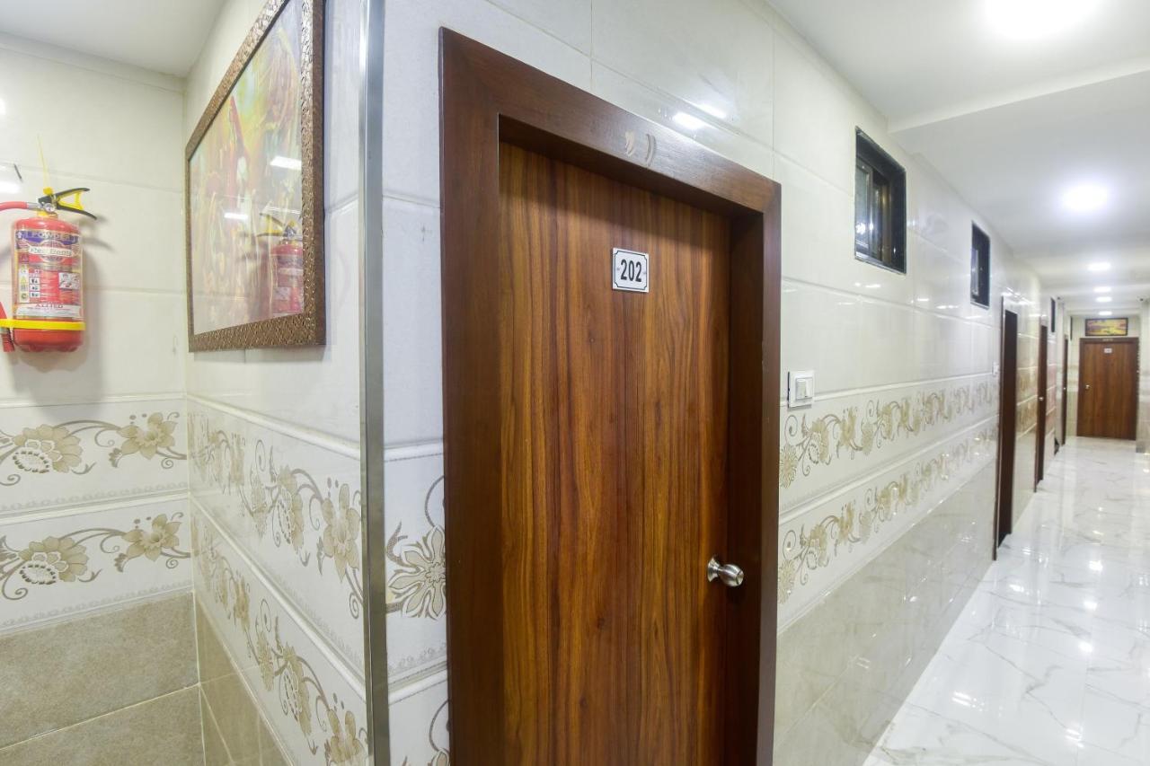 Oyo 63295 T Junction Residency Hotel Mumbai Exterior photo